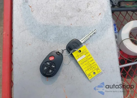 2014 Toyota Sienna Xle V6 8 Passenger из США, поврежденный, VIN 5TDYK3DC9ES410514